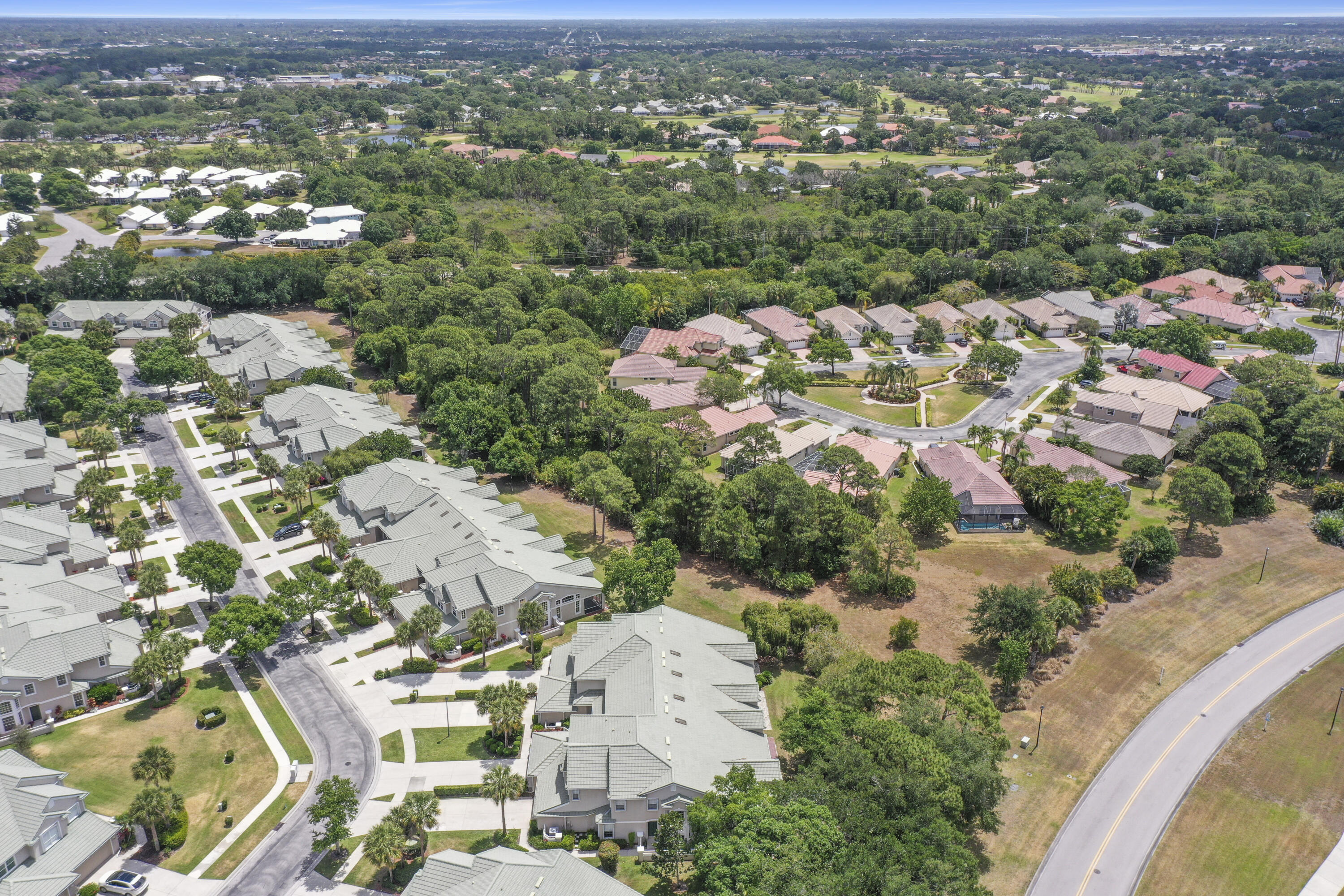 1581 Southwest Harbour Isles Circle, Unit 58 Port St. Lucie, FL 34986 - Photo 36 of 38 an aerial view of multiple house