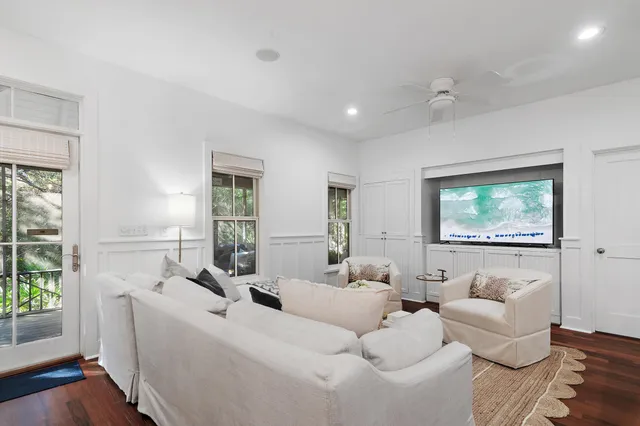 $1,115,000 | 18 Olivia Lane, Inlet Beach, FL 32461