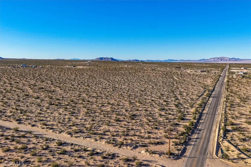 2110 Border Joshua Tree, CA 92252 - Photo 6 of 8