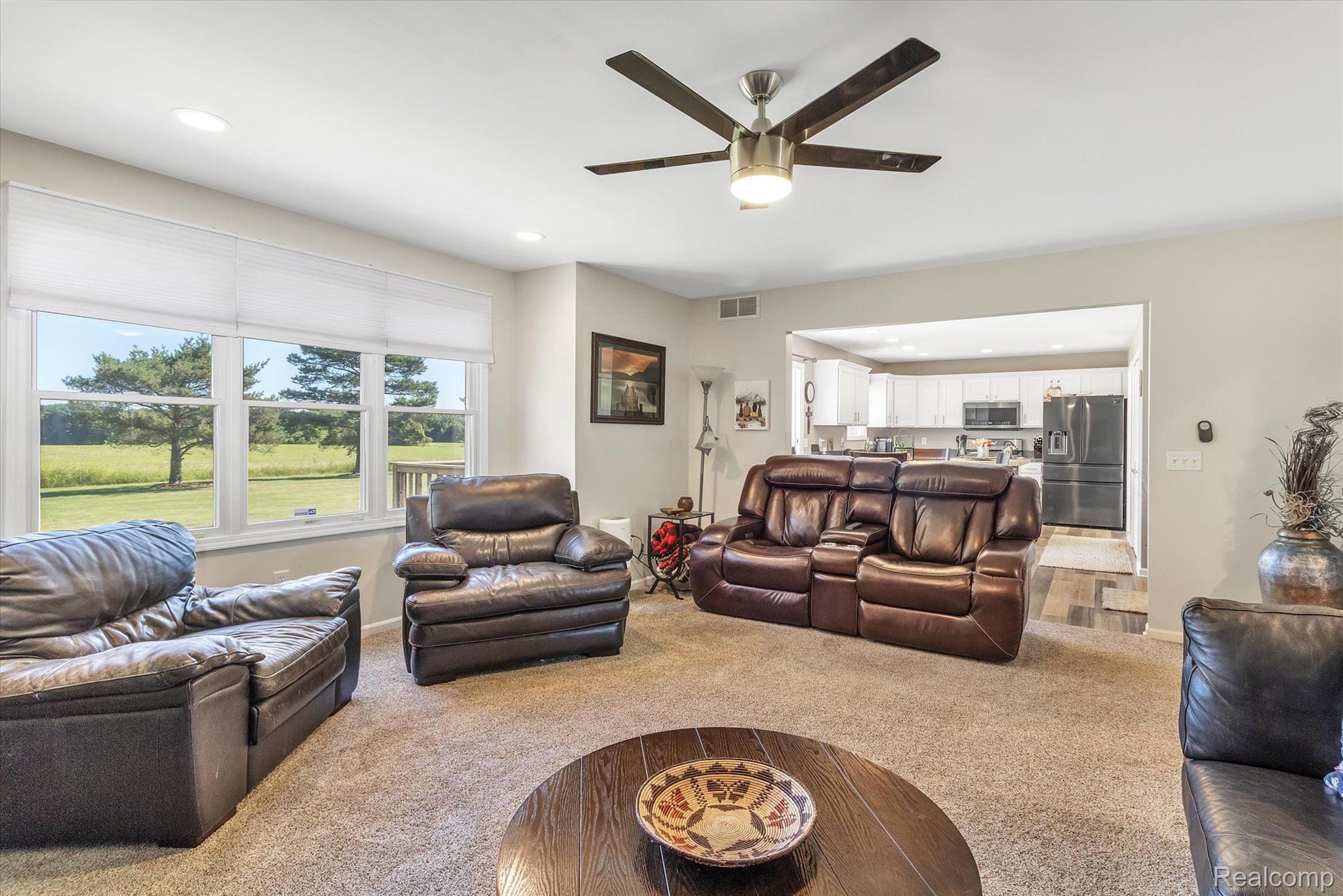 4440 Baldwin Road Grand Blanc, MI 48439 - Photo 11 of 38