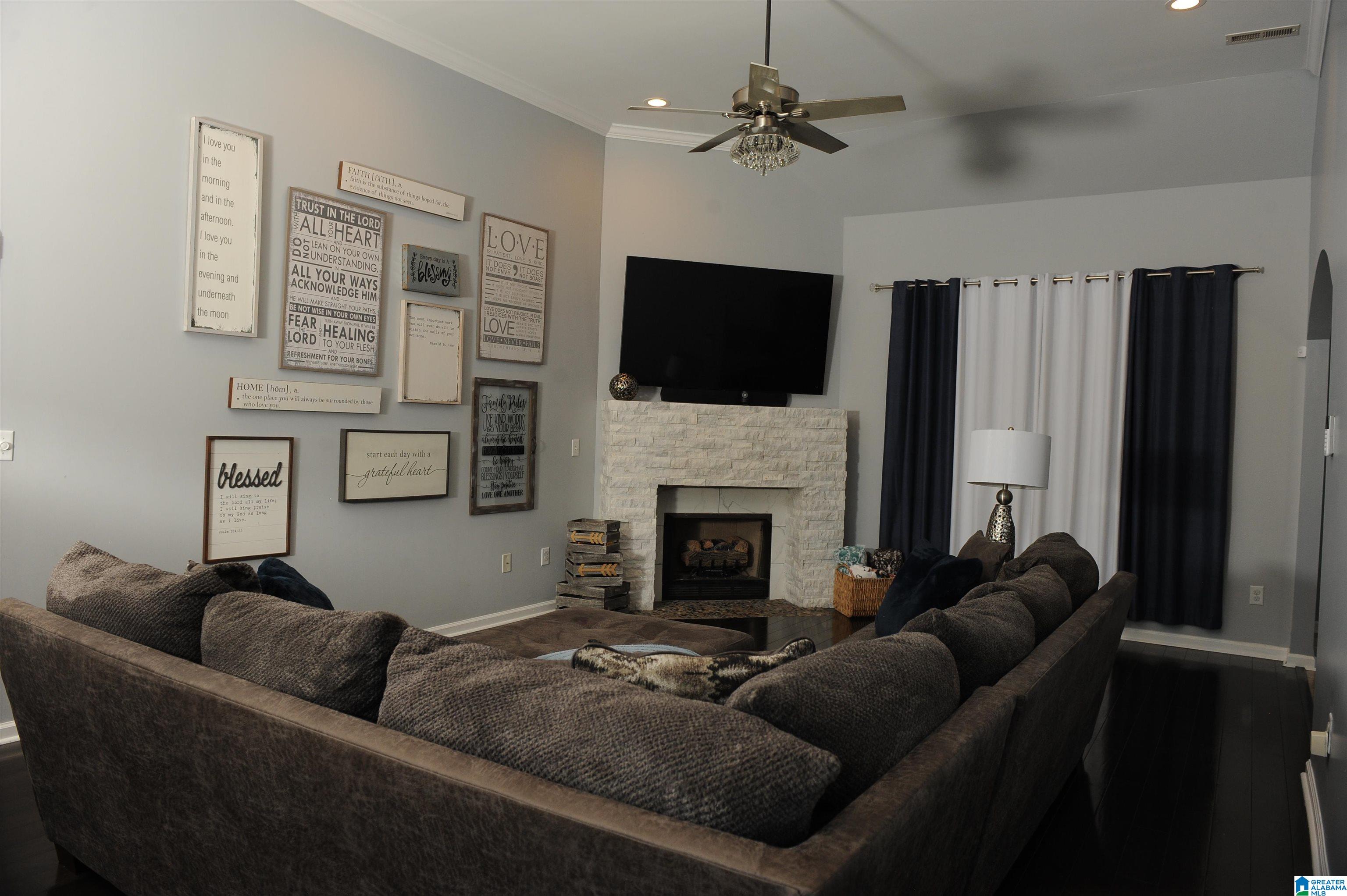 237 Camden Lake Drive Calera, AL 35040 - Photo 6 of 24