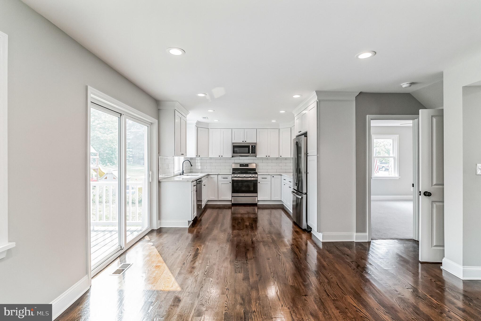 1317 Bradford Road Oreland, PA 19075 - Photo 11 of 39 Bright kitchen!