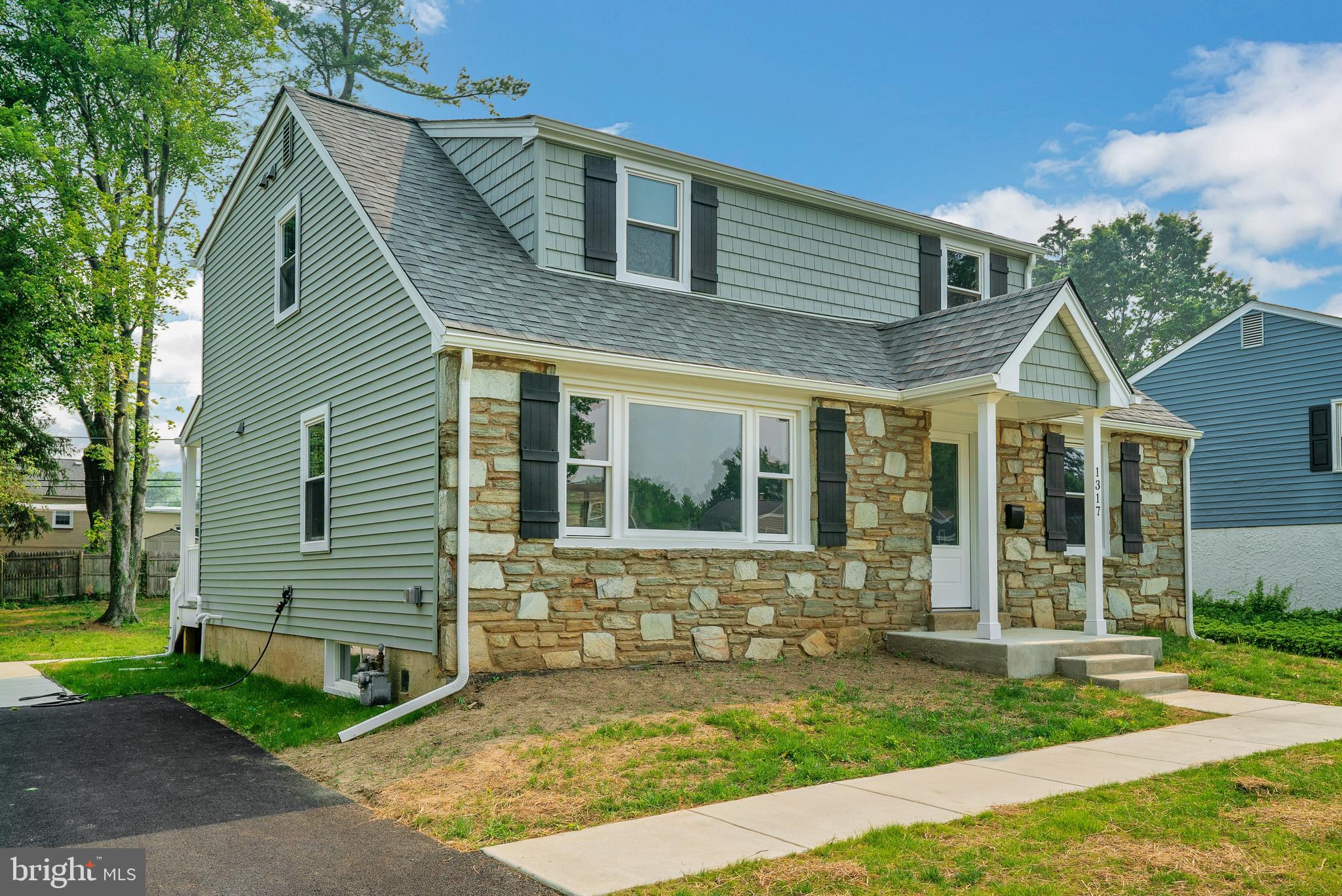 1317 Bradford Road Oreland, PA 19075 - Photo 2 of 39