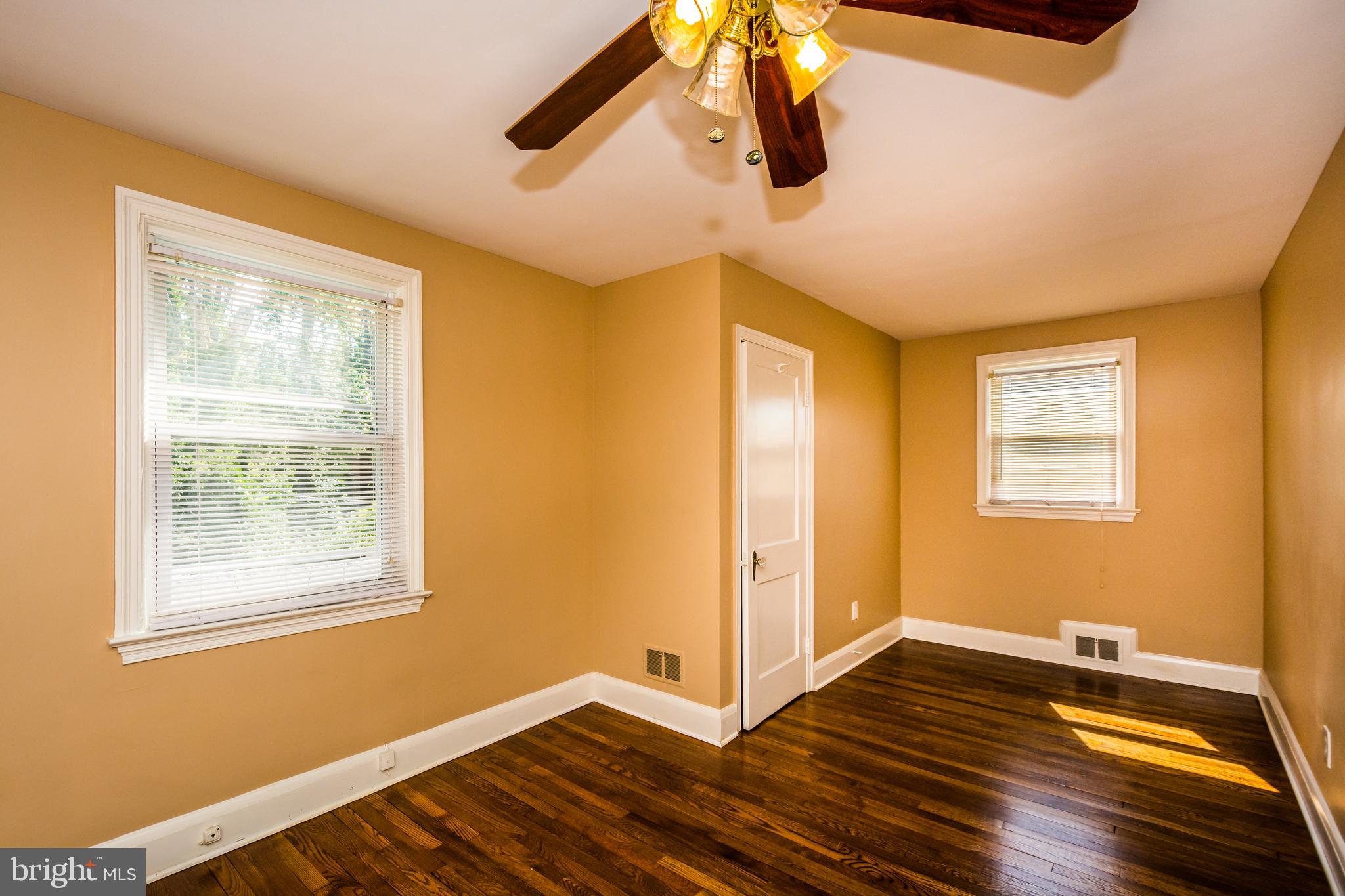 6410 Liberty Road Baltimore, MD 21207 - Photo 8 of 39