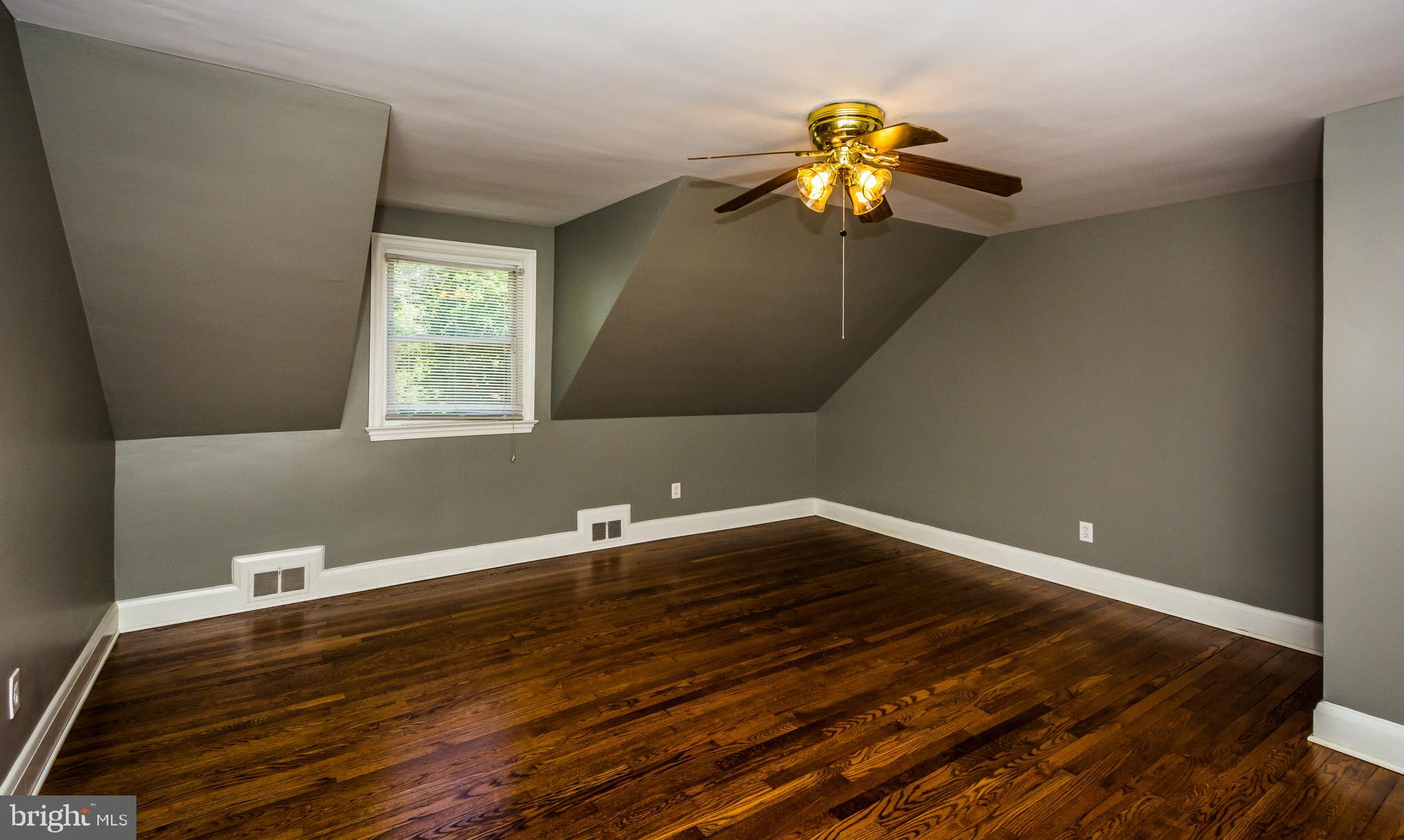 6410 Liberty Road Baltimore, MD 21207 - Photo 10 of 39