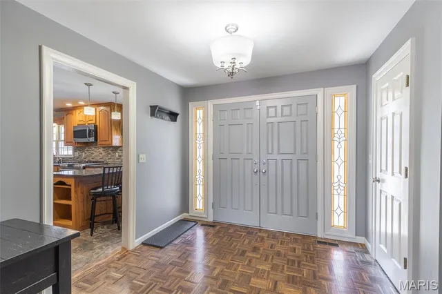 $425,000 | 2035 King Road, Poplar Bluff, MO 63901