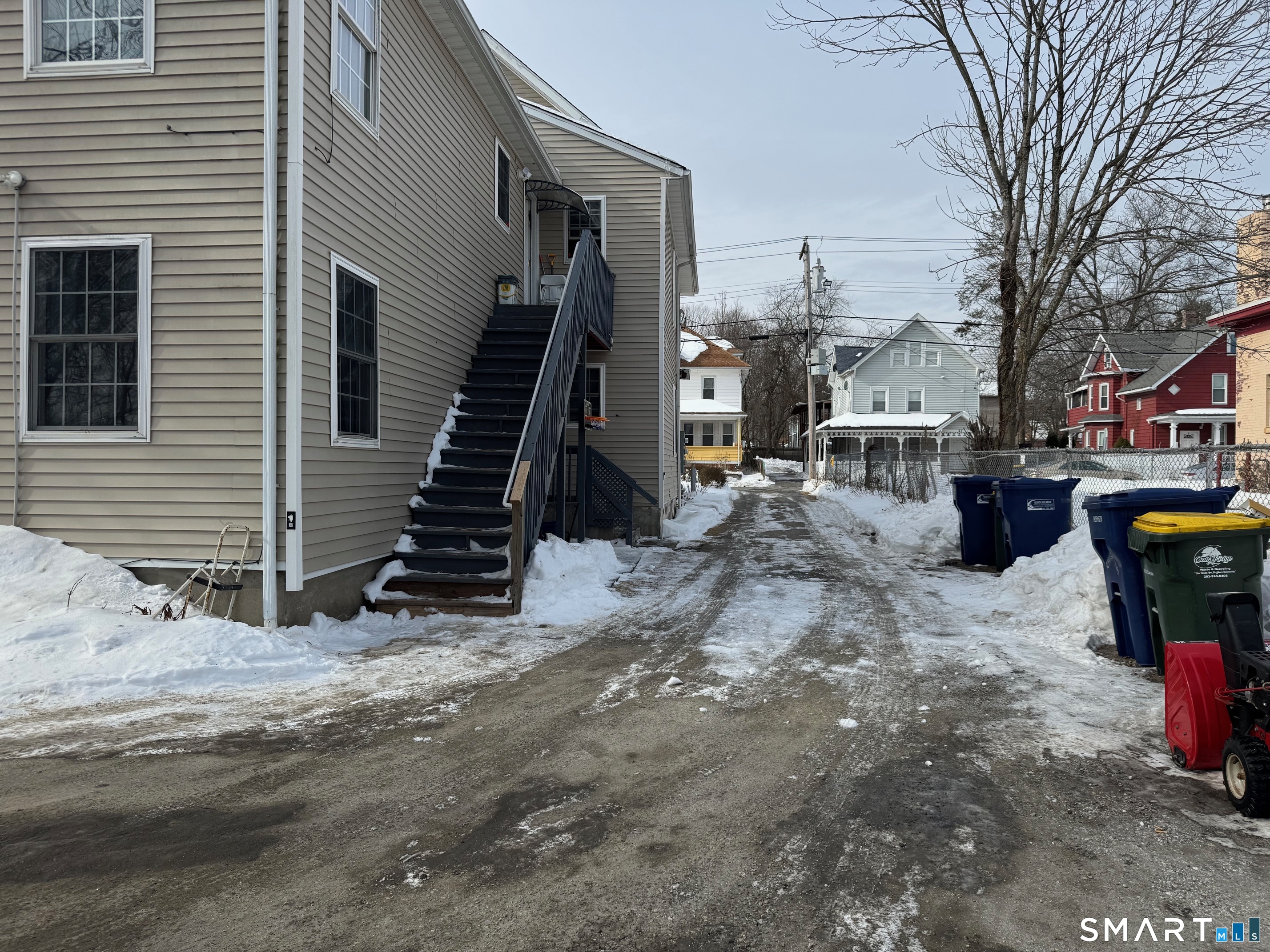 24 Lester Street Ansonia, CT 06401 - Photo 3 of 26