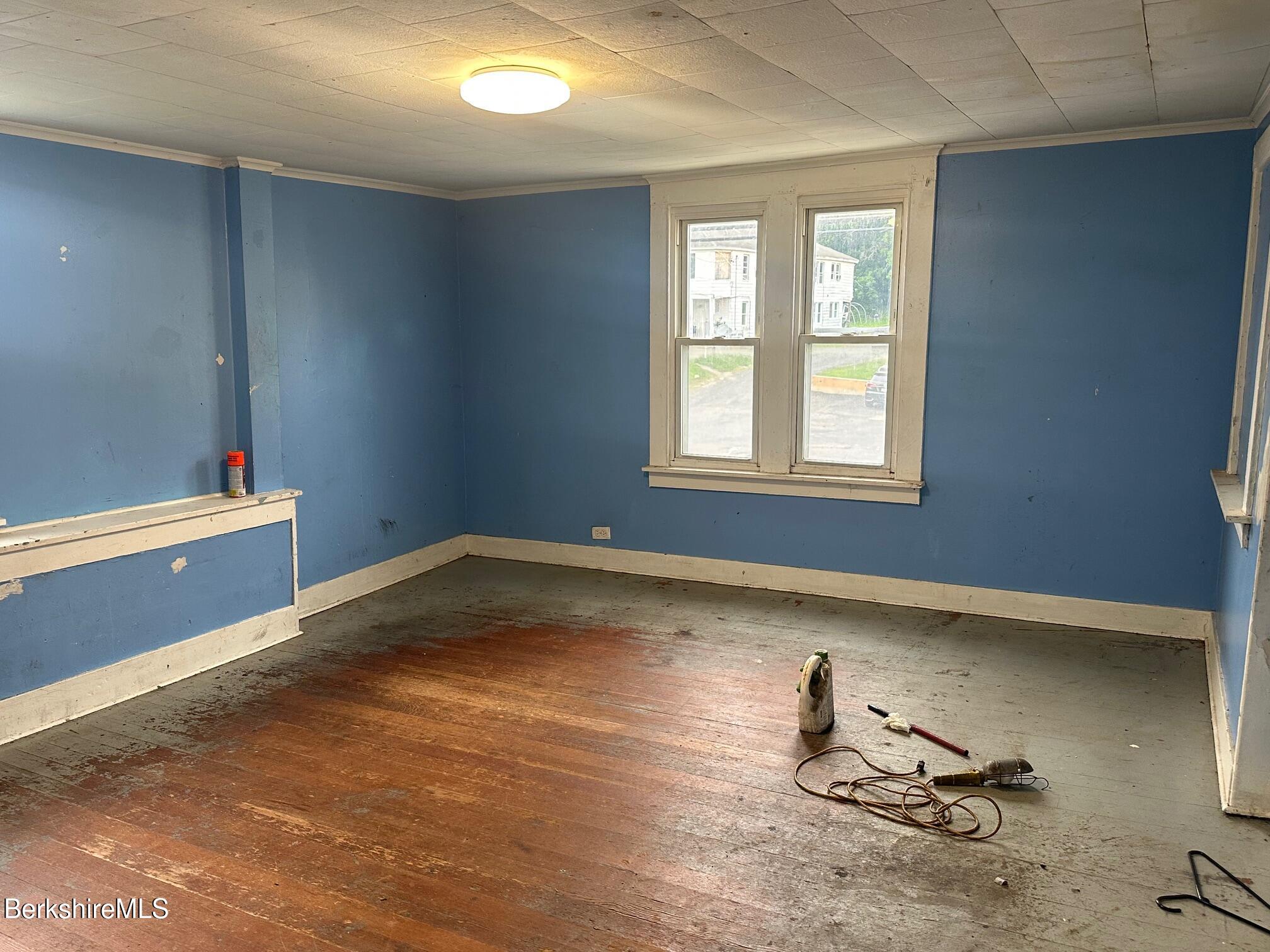 1223 North Street Pittsfield, MA 01201 - Photo 5 of 7 image5