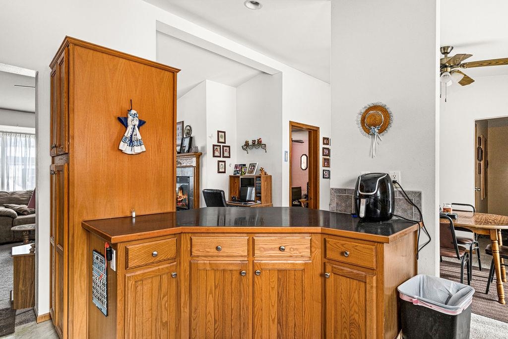 804 Lupine Drive Proctor, MN 55810 - Photo 3 of 17