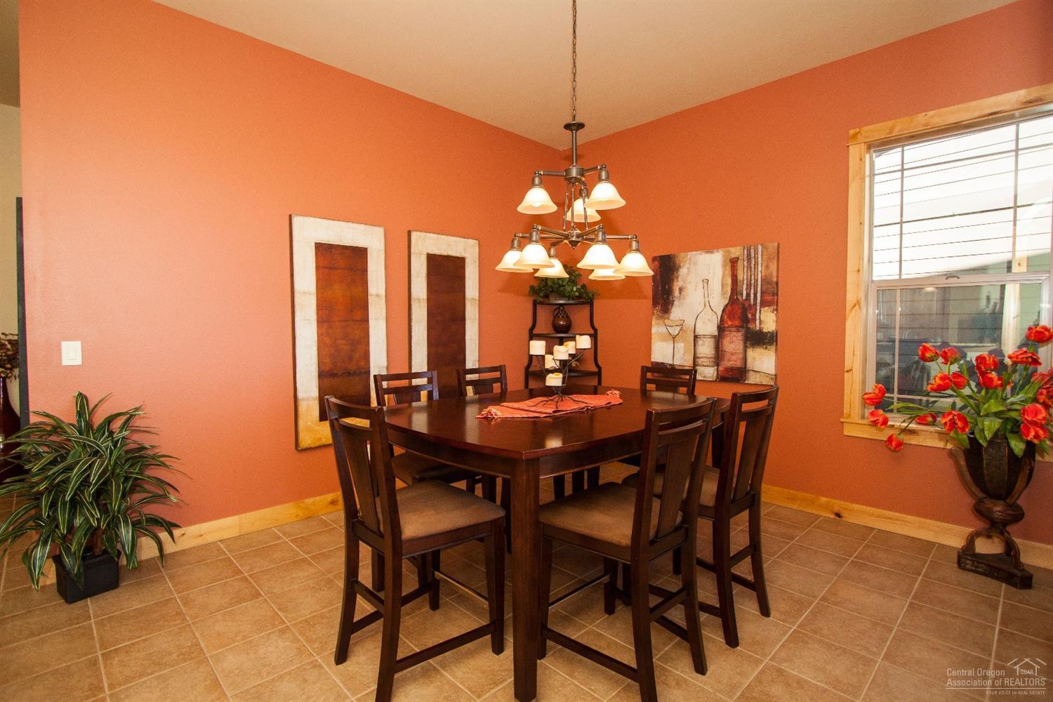 945 Southwest Vantage Point Way Bend, OR 97702 - Photo 8 of 25 Additional Photo