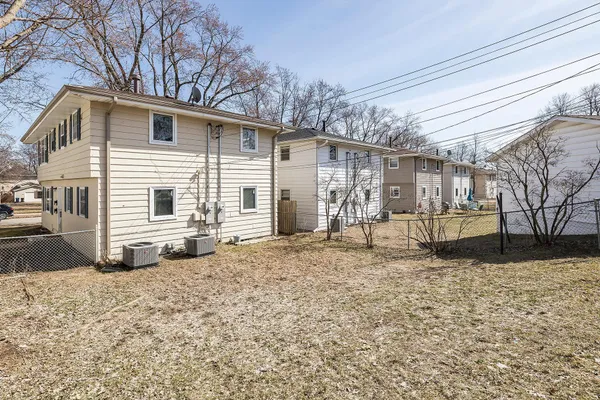 $2,100 | 5844 Washburn Avenue South, Unit 2, Minneapolis, MN 55410