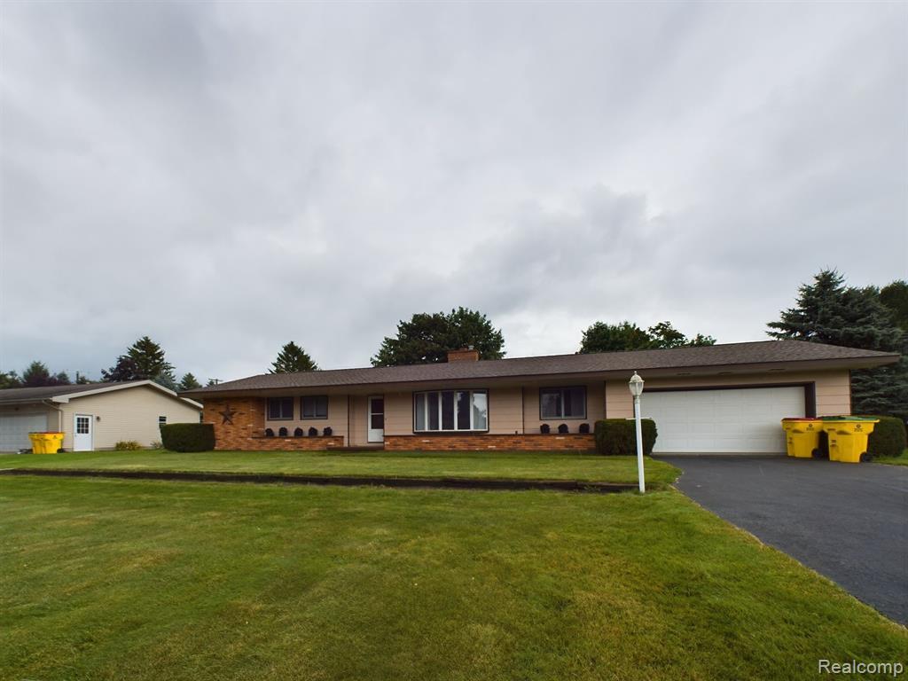 5181 Cottrell Road Vassar, MI 48768 - Photo 1 of 34