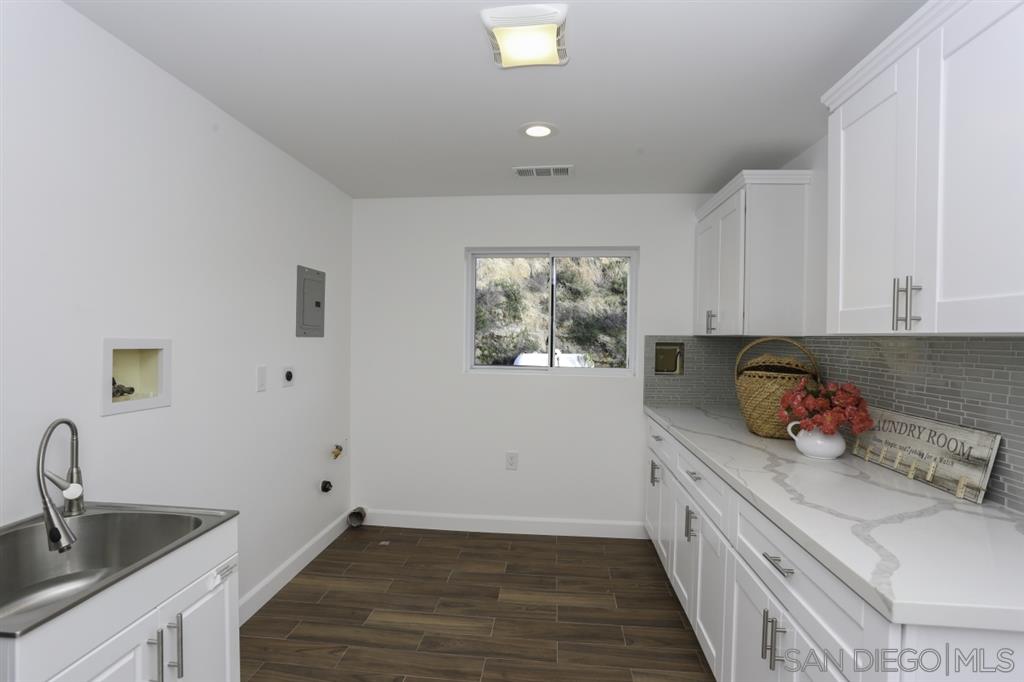5982 Stallion Oaks Road El Cajon, CA 92019 - Photo 17 of 25