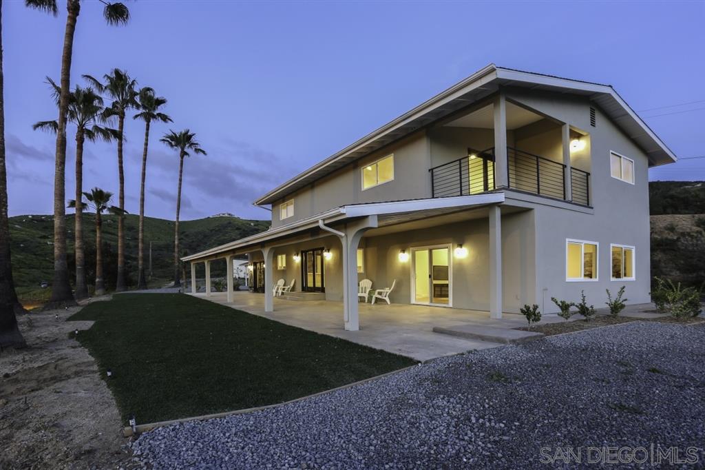 5982 Stallion Oaks Road El Cajon, CA 92019 - Photo 4 of 25