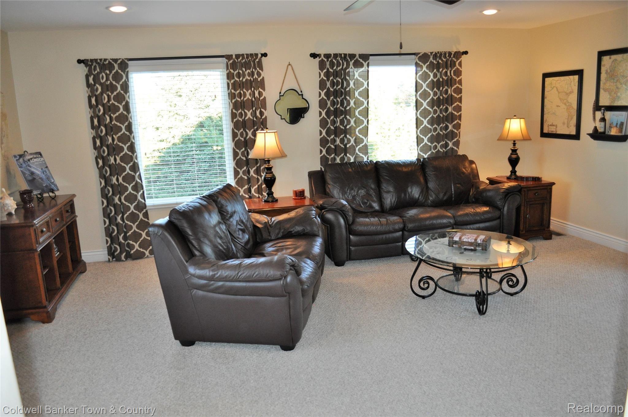9461 Crofoot Road Fowlerville, MI 48836 - Photo 13 of 53 DSC_0264.jpg