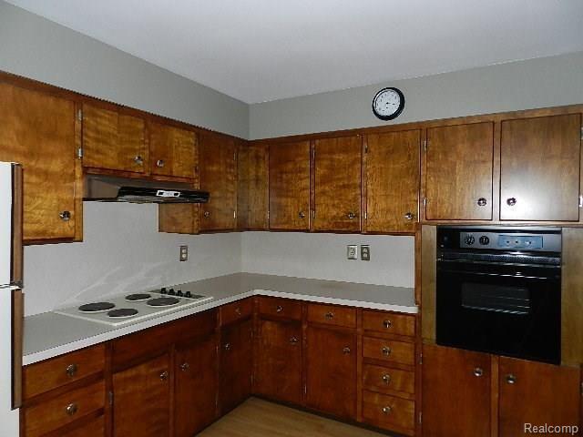 24935 Armada Ridge Road Armada, MI 48005 - Photo 30 of 30 DSCN5675.JPG