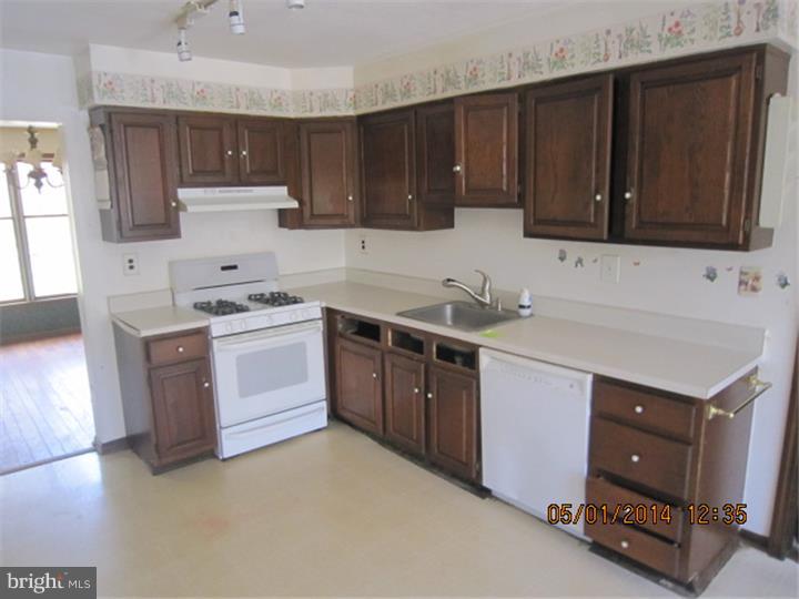12 Brotherton Road Shamong, NJ 08088 - Photo 9 of 17