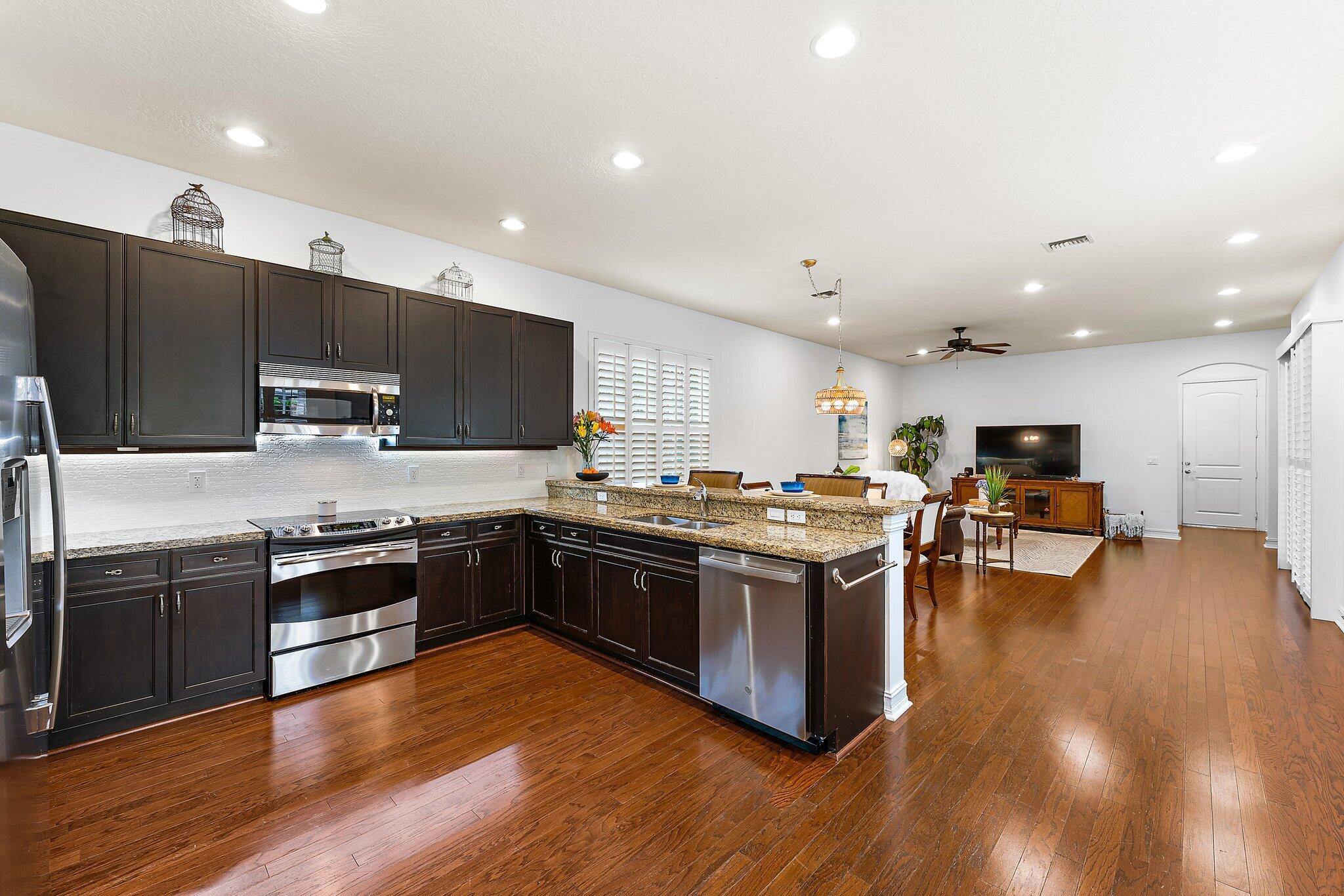 111 Leather Leaf Drive Jupiter, FL 33458 - Photo 18 of 81 111 Leather Leaf