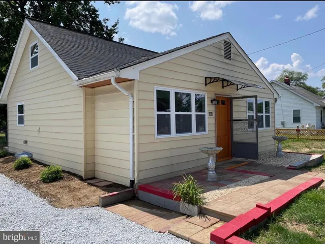 $2,599 | 2811 Lime Street, Temple Hills, MD 20748