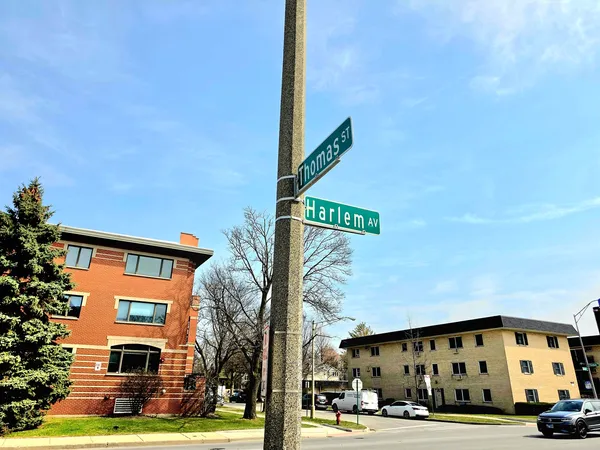 $1,800 | 1100 North Harlem Avenue, Unit 1, River Forest, IL 60305
