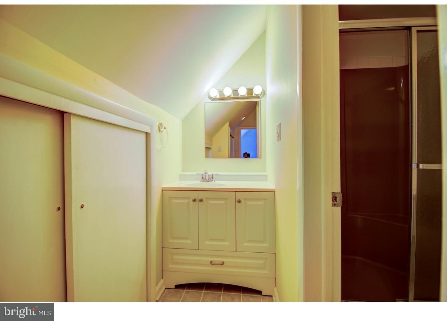 15 Indian Road Newark, DE 19711 - Photo 8 of 12 Bathroom