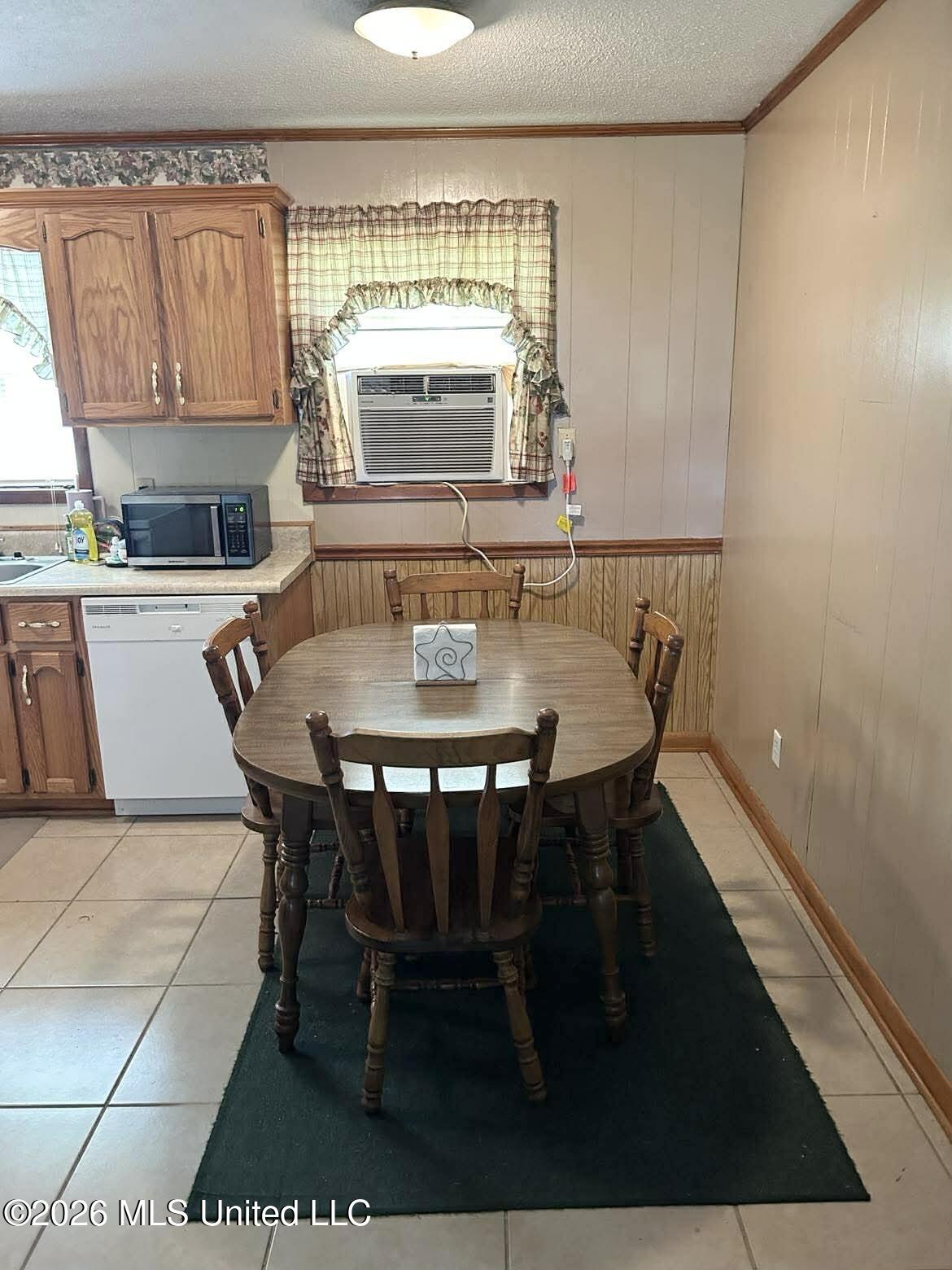 16928 Shenandoah Road Moss Point, MS 39562 - Photo 6 of 26 d416d2f420644421174dab6c7e01d081