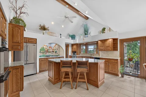 $1,250,000 | 2005 Selkirk Court, Inverness, IL 60010