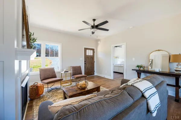 $369,000 | 10528 Leesville Road, Lynch Station, VA 24571