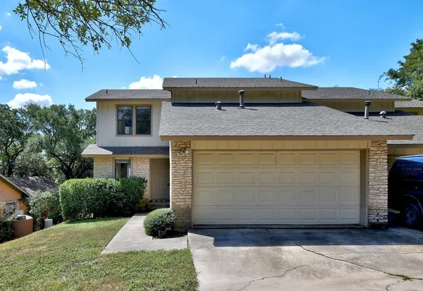 $3,400 | 1930 Holly Hill Drive, Unit A, Austin, TX 78746