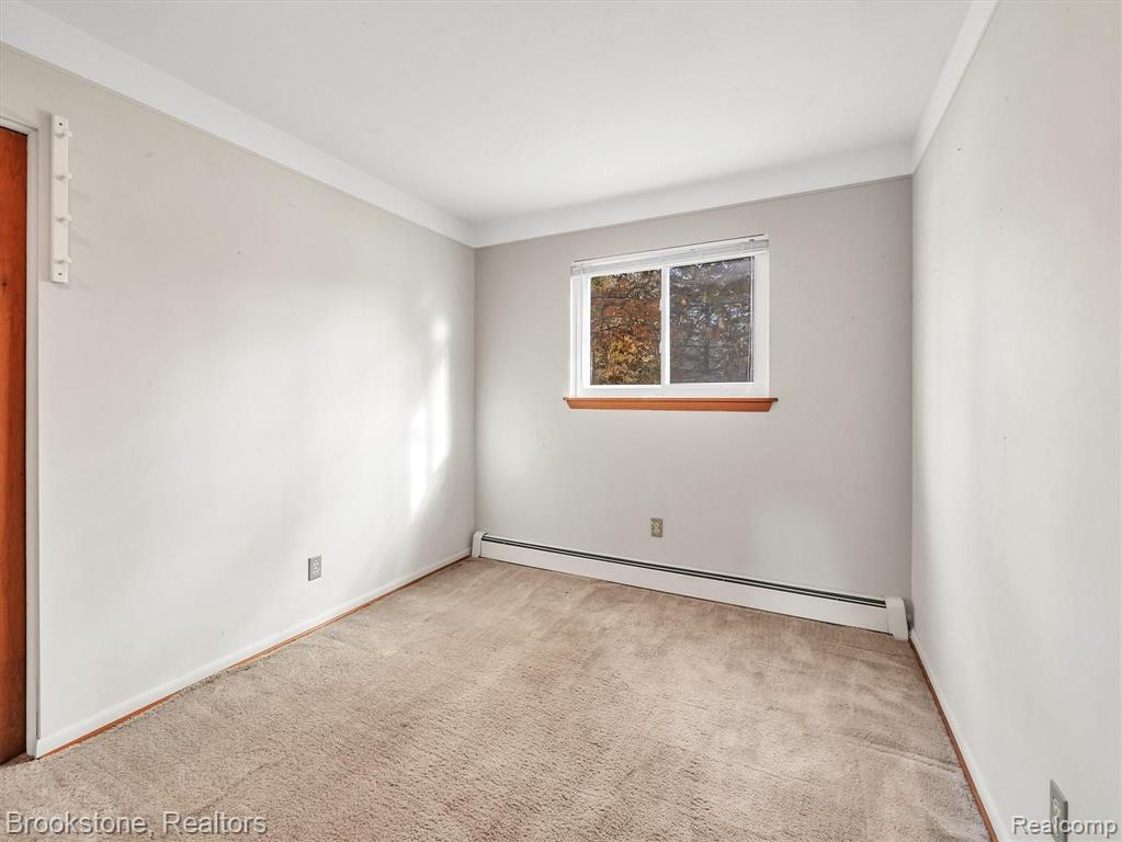2960 York Road Rochester Hills, MI 48309 - Photo 10 of 24