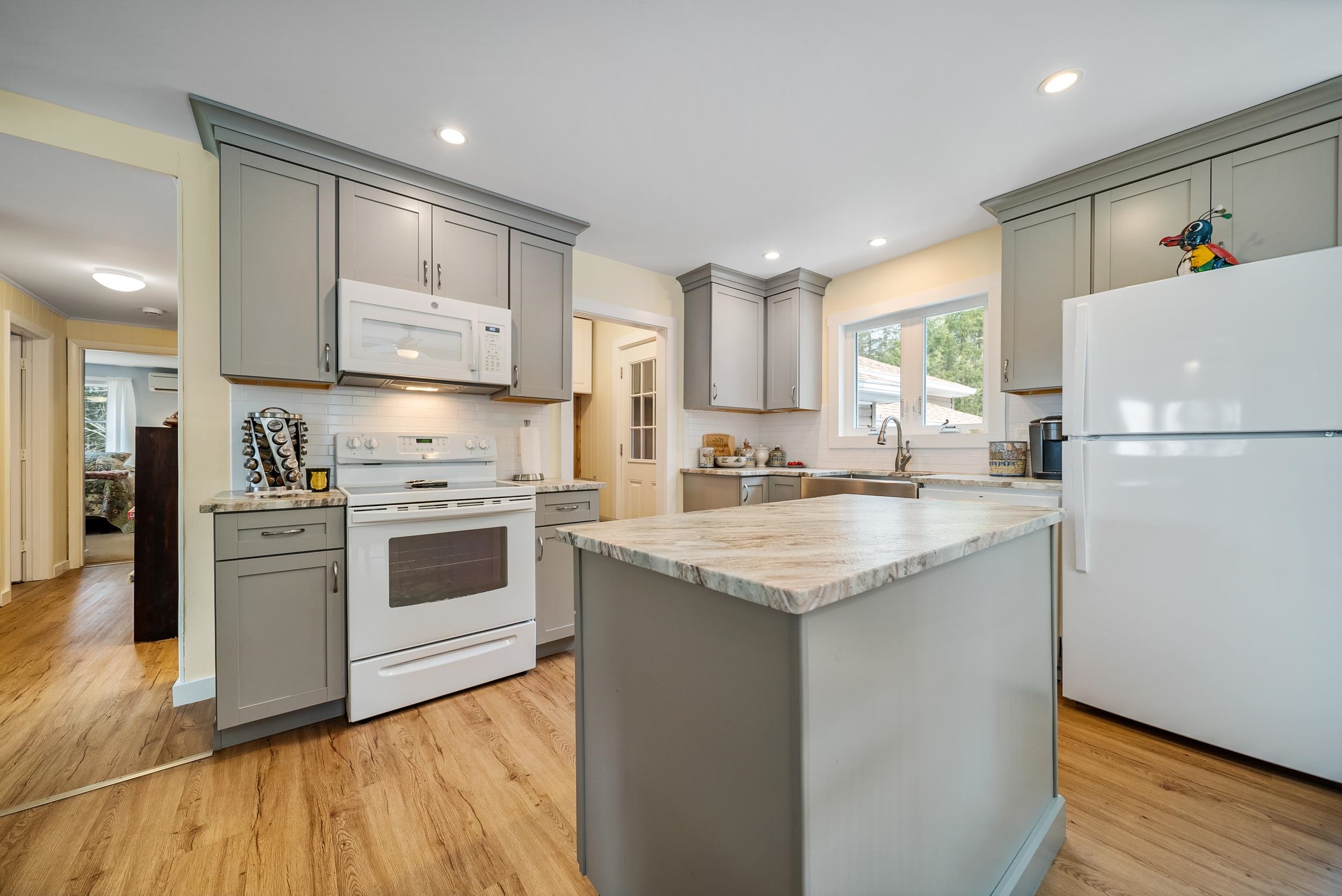 109 Middle Winchendon Road Rindge, NH 03461 - Photo 5 of 43