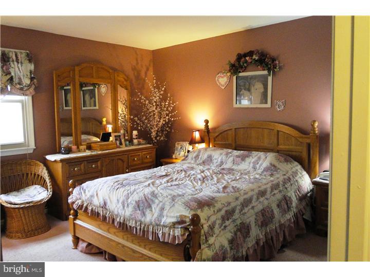 24 Brighton Road Westampton, NJ 08060 - Photo 8 of 12 Bedroom - Main