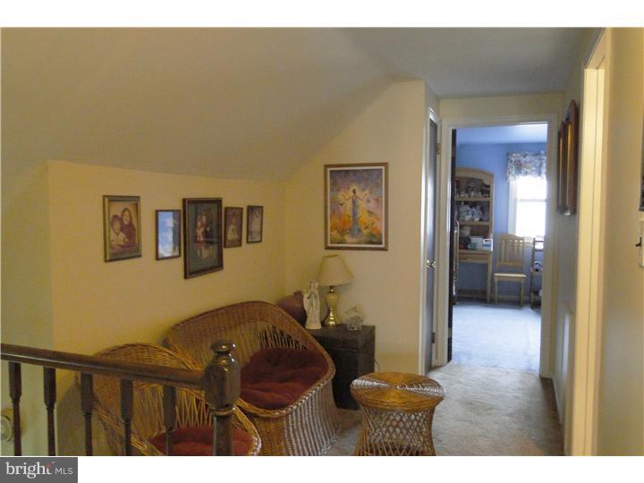 24 Brighton Road Westampton, NJ 08060 - Photo 9 of 12 Hallway
