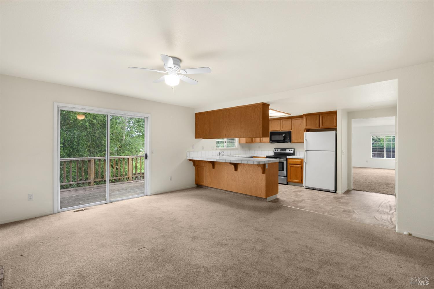 2319 Jennings Avenue Santa Rosa, CA 95401 - Photo 8 of 34