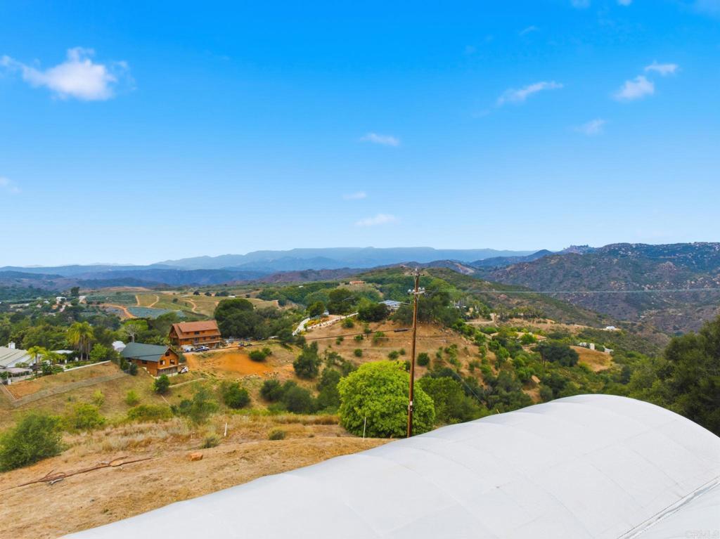 803 Quail Hill Road Fallbrook, CA 92028 - Photo 31 of 36 a view of city and mountain