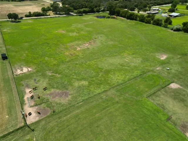 a big yard with lots of green space
