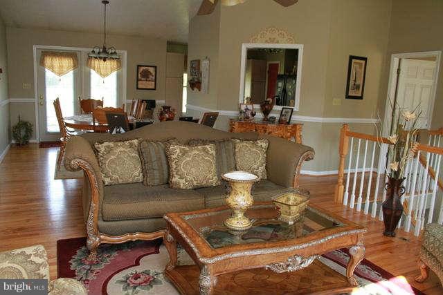 163 Lake Ridge Road Strasburg, VA 22657 - Photo 11 of 30 Interior (General)