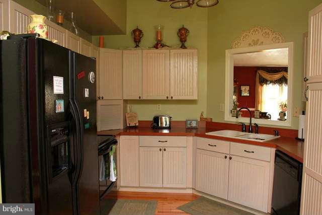 163 Lake Ridge Road Strasburg, VA 22657 - Photo 12 of 30 Interior (General)