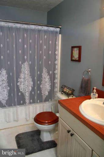 163 Lake Ridge Road Strasburg, VA 22657 - Photo 22 of 30 Interior (General)