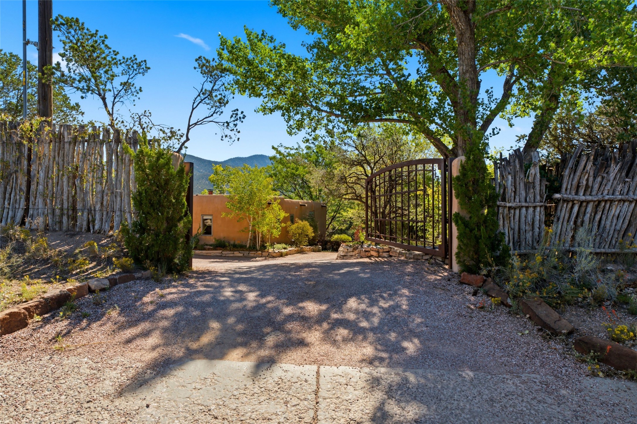 667 Gonzales Road Santa Fe, NM 87501 - Photo 44 of 44 Gated Entrance