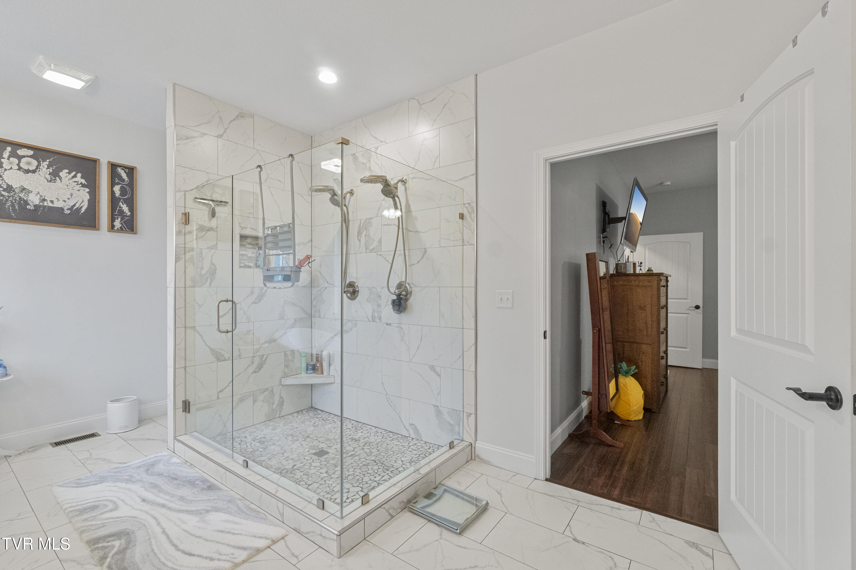 2905 Sunnyside Road Greeneville, TN 37743 - Photo 21 of 68 20