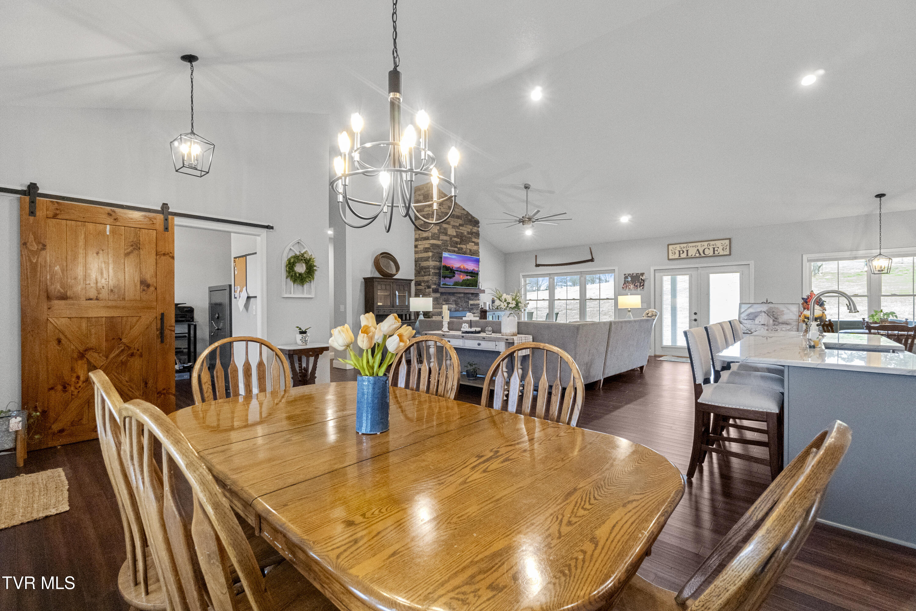 2905 Sunnyside Road Greeneville, TN 37743 - Photo 9 of 68 8