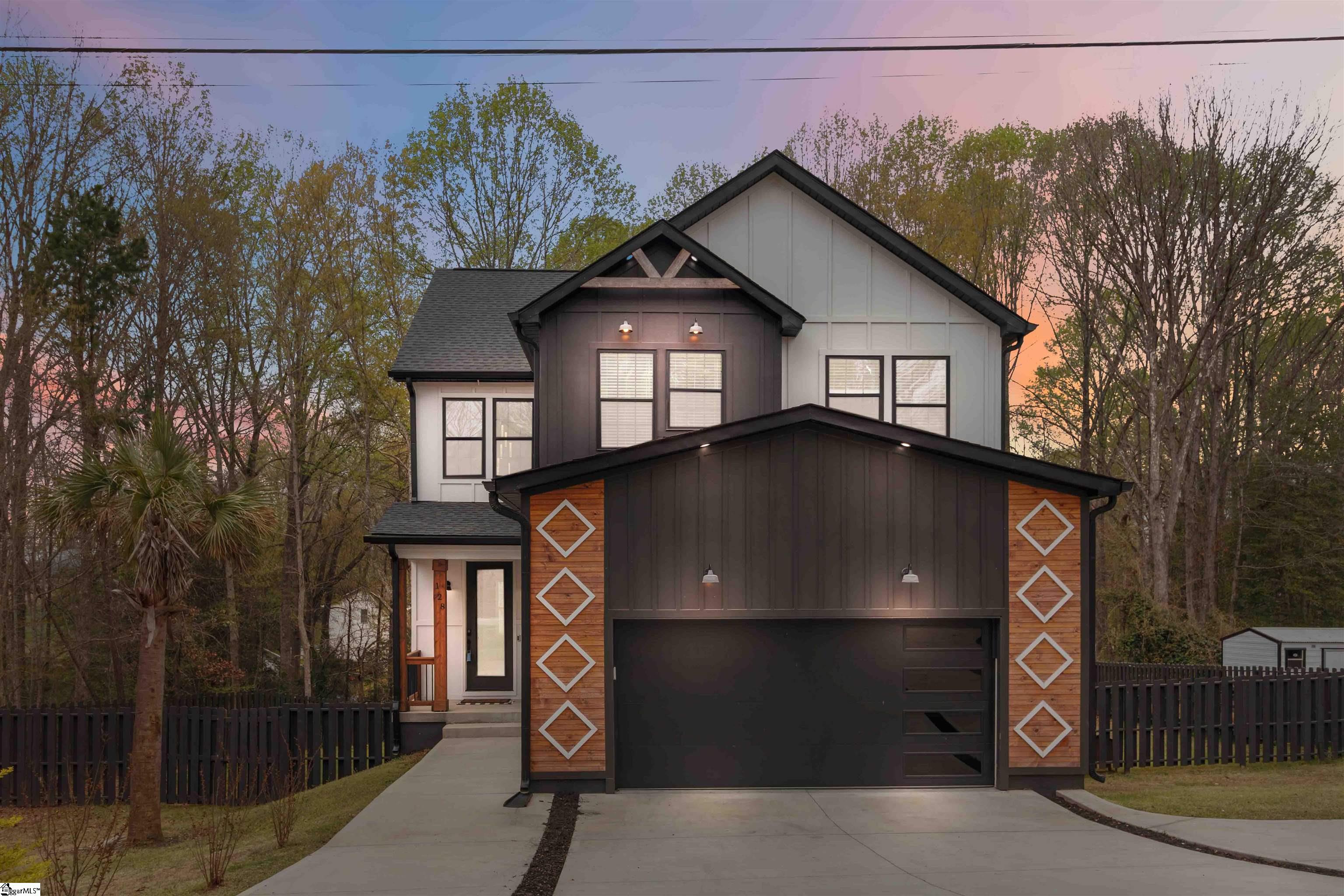 128 Rockmont Road Easley, SC 29640 - Photo 2 of 27