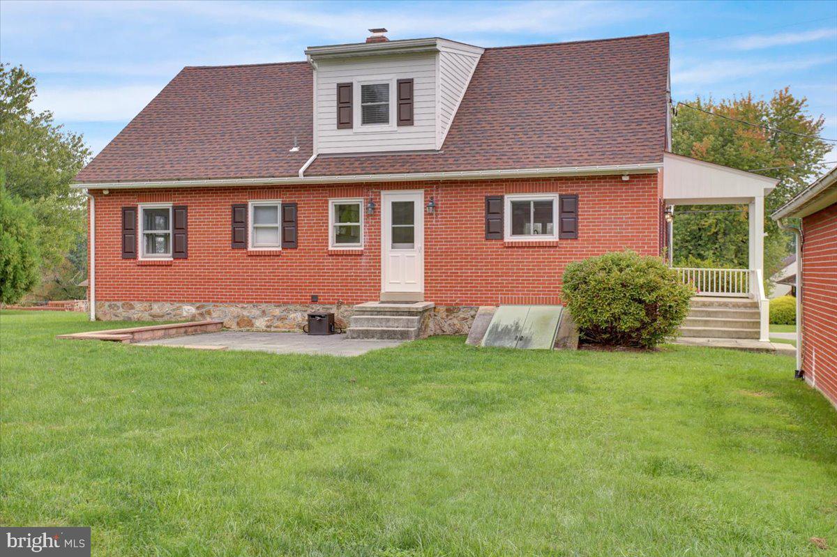 601 Old State Road Oley, PA 19547 - Photo 1 of 26