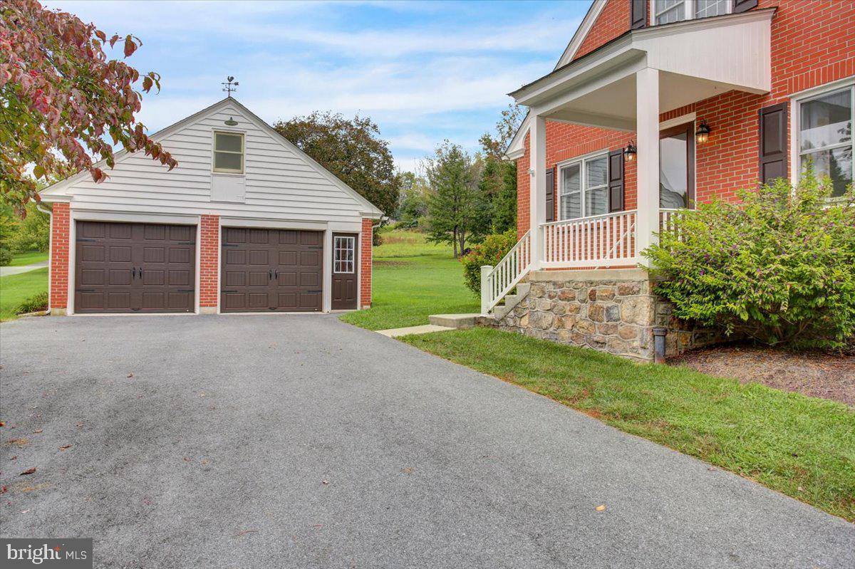 601 Old State Road Oley, PA 19547 - Photo 23 of 26