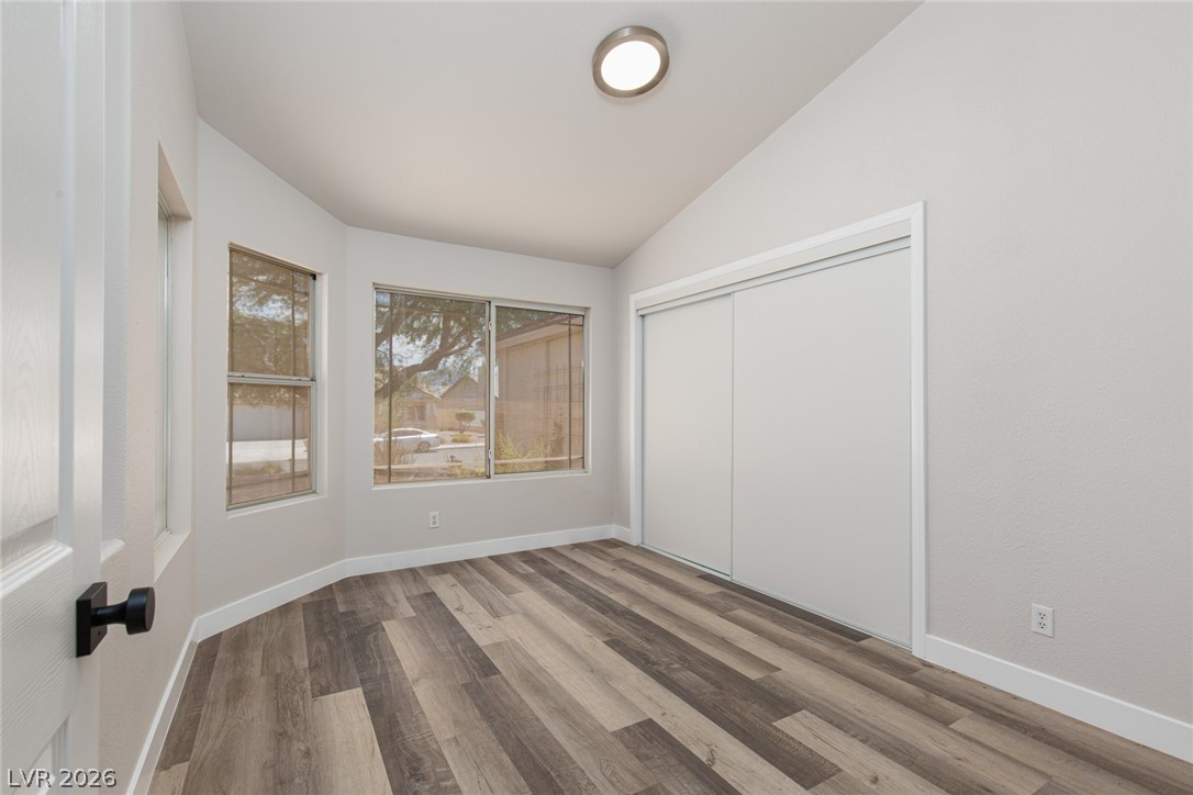 327 Perry Ellis Drive Henderson, NV 89014 - Photo 9 of 54
