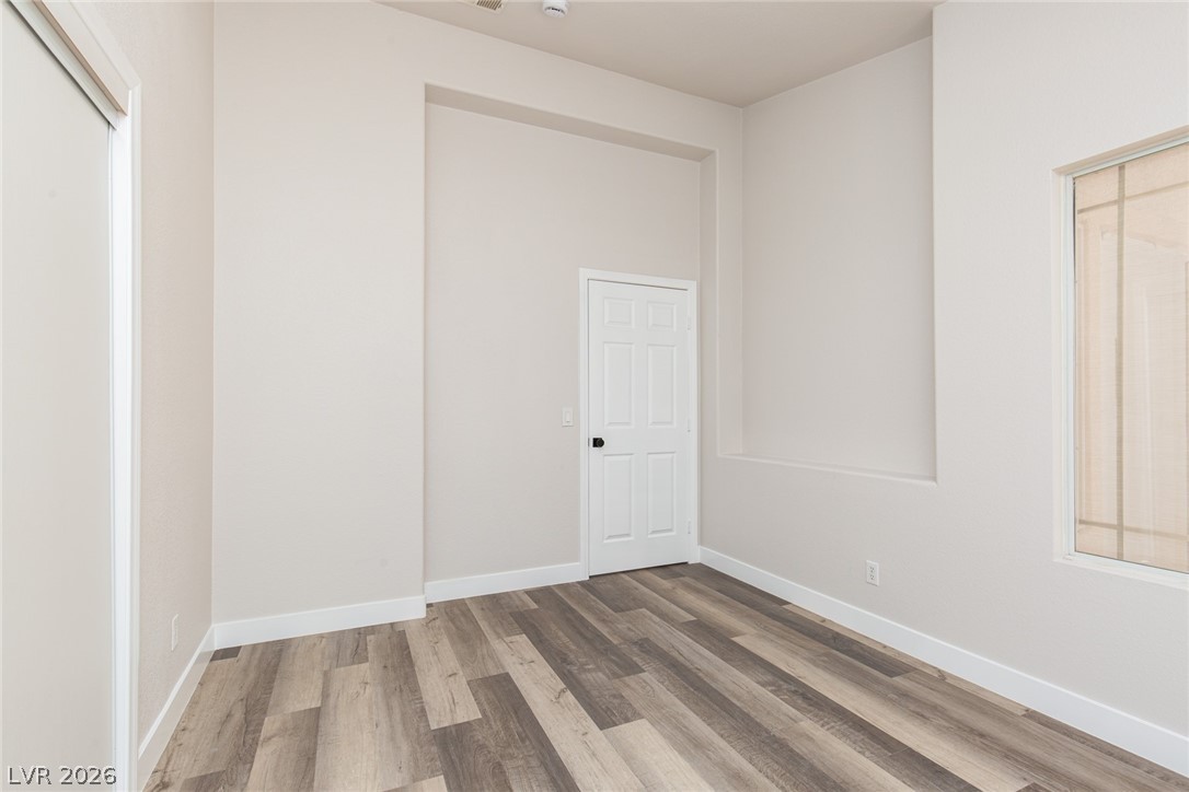 327 Perry Ellis Drive Henderson, NV 89014 - Photo 10 of 54