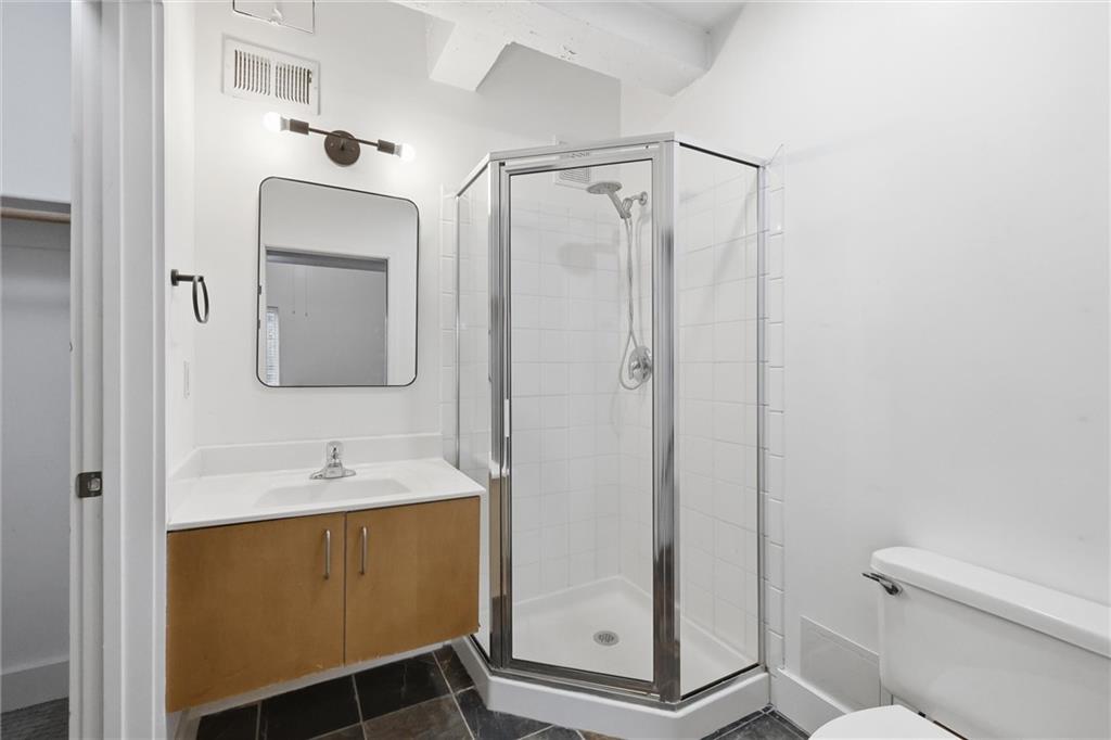 3001 Gillham Road, Unit 206 Kansas City, MO 64108 - Photo 24 of 45
