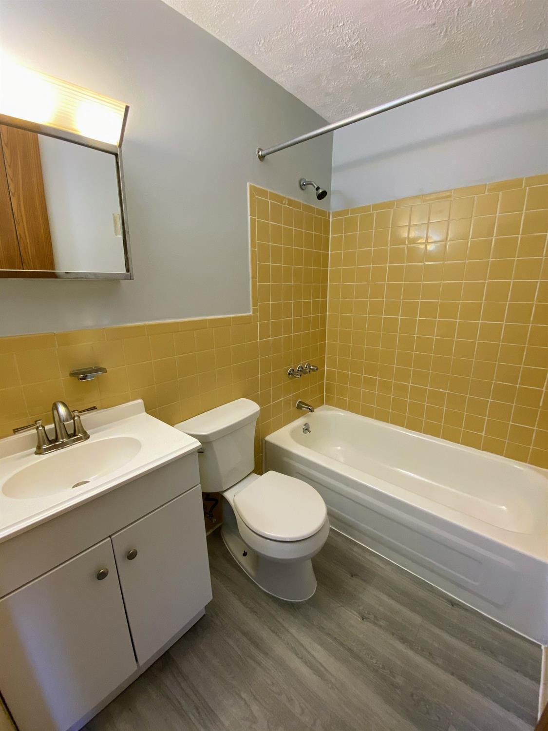 5617 Cheviot Road, Unit 5 Cincinnati, OH 45247 - Photo 6 of 6