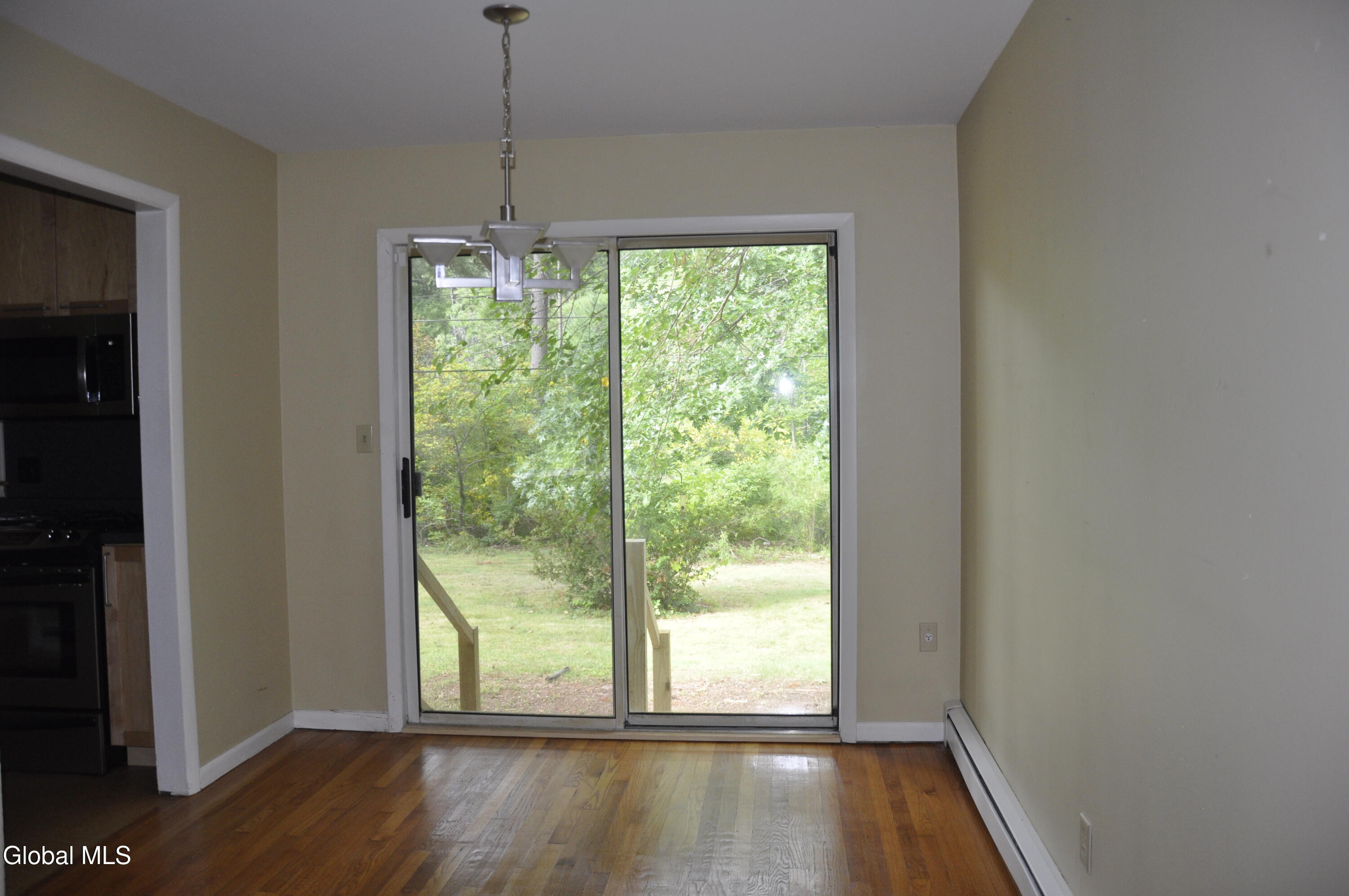 39 Wellington Road Bethlehem, NY 12054 - Photo 11 of 25 _DSC0003 - Copy (2)
